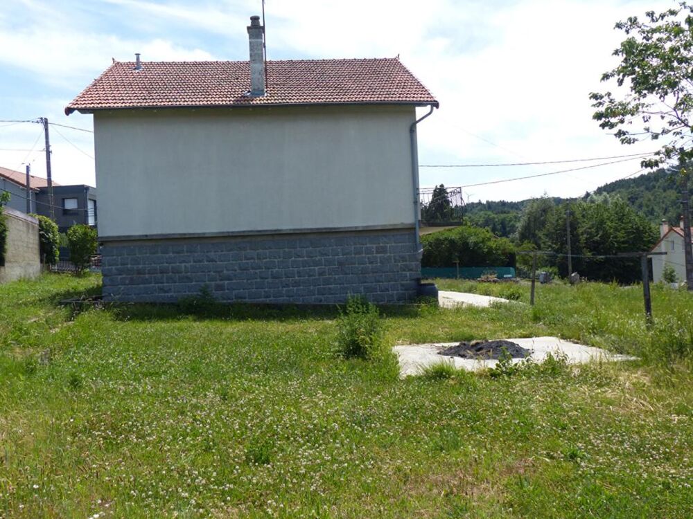 Maison de caractère avec vue dégagée - 4 pièces - Laussonne