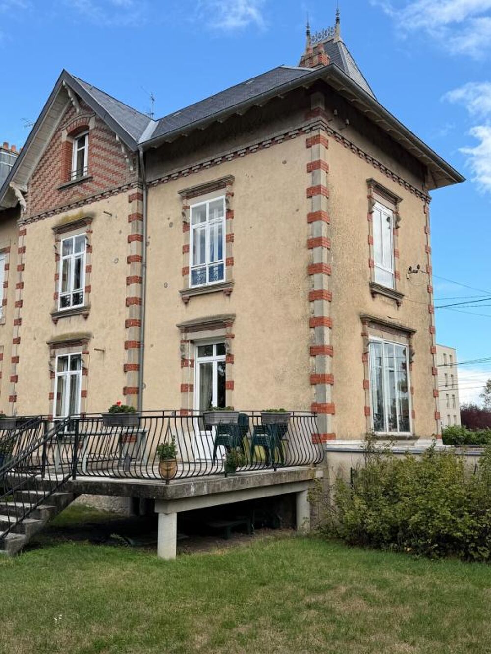 LUNÉVILLE  RARE ! Élégant hôtel particulier des années 1900  160 m²  5 chambres  Terrain 674 m²