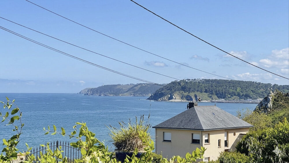 Vente Maison Un havre de paix face à l'océan – Plain-pied récent avec vue sur la Baie de Douarnenez Crozon