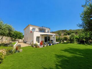  Villa à vendre 6 pièces 147 m²