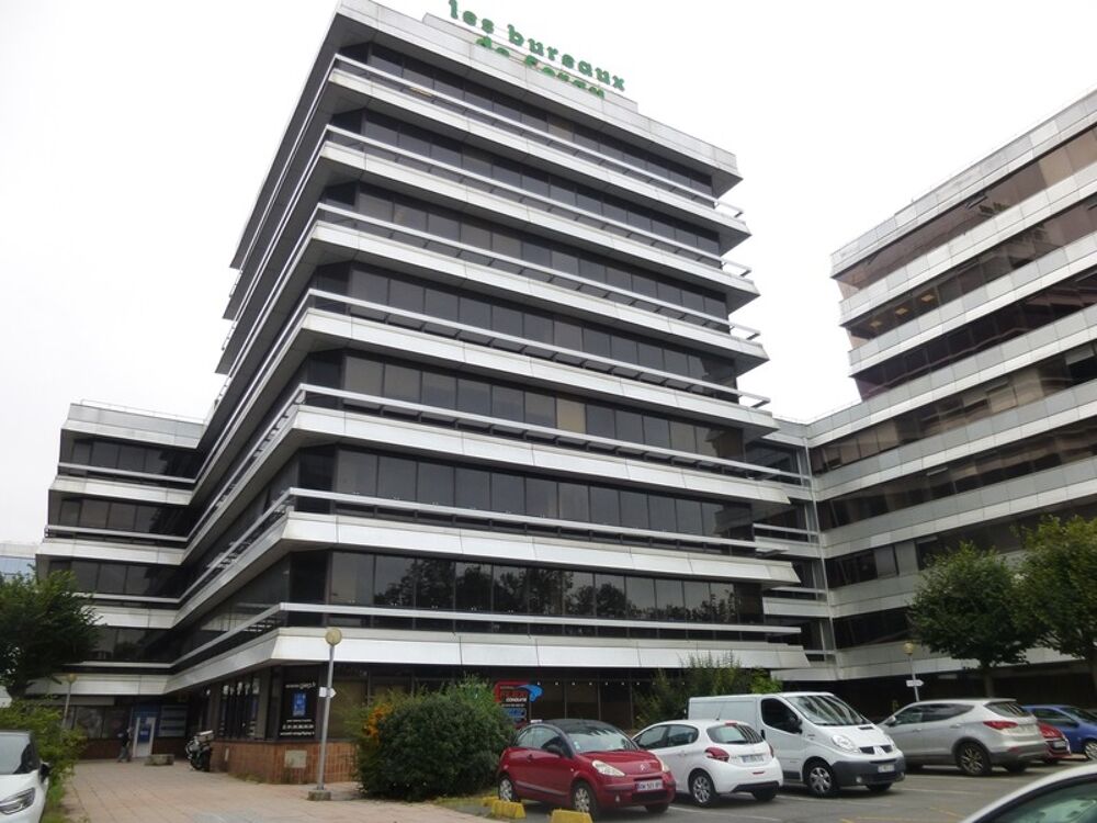   Bureau de 51 m2 à louer à Cergy Préfecture Cergy