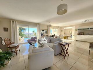  Villa à vendre 5 pièces 149 m²