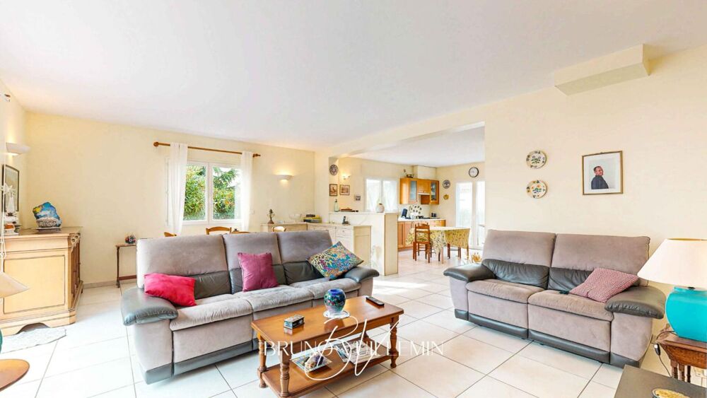 Vente Maison MAISON R+1 avec GARAGE Villemoustaussou
