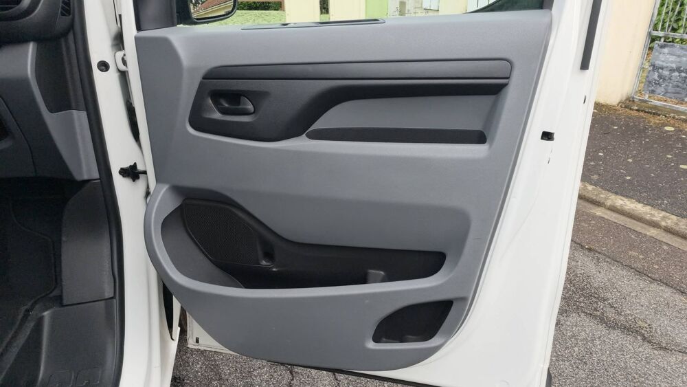 Proace city Combi Long 1.5 D-4D 120 Dynamic 2021 occasion 44400 Reze
