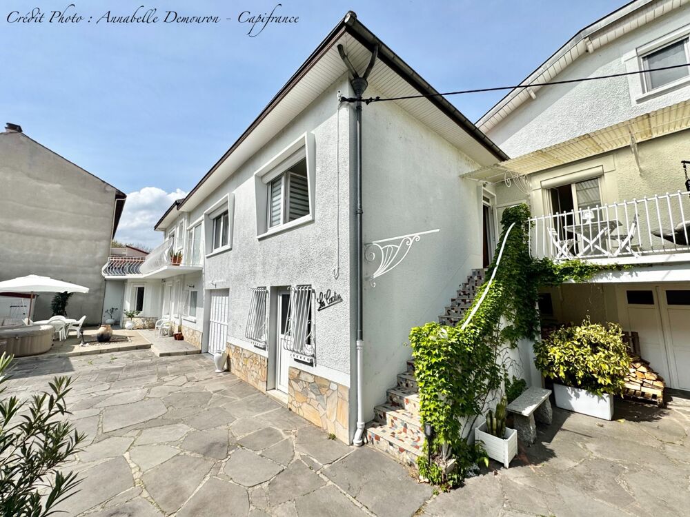 CÉBAZAT HYPERCENTRE  MAISON DE CARACTÈRE + T2 INDÉPENDANT  183 m² HABITABLES ENV.  DÉPENDANCES  EXTÉRIEURS