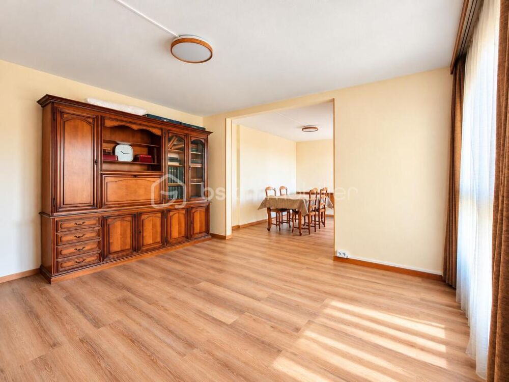 Vente Appartement Bel appartement 4 pièces lumineux rénové - 79 m ² - 2 places de parkings Stains