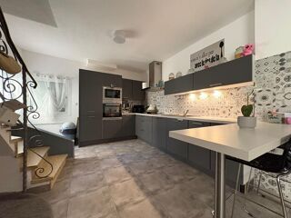  Maison à vendre 6 pièces 136 m²