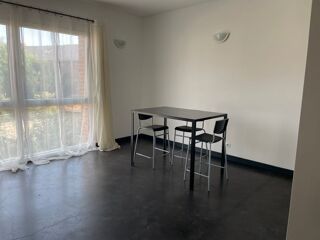  Appartement à louer 2 pièces 45 m²