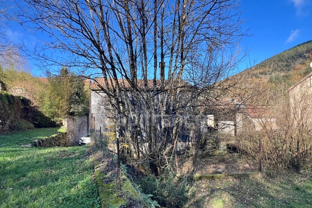 Maison à rénover avec extension en plus à finaliser