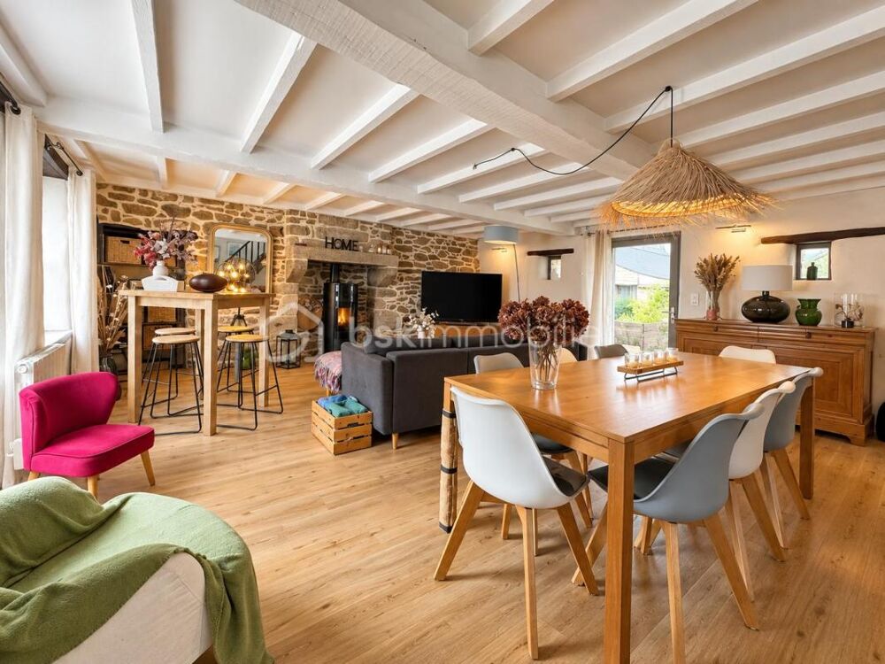 Vente Maison Maison en pierre d'environ 120 m² avec dépendance et carport Baud