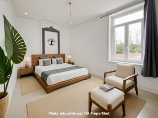  Immeuble � vendre 8 pi�ces 301 m�