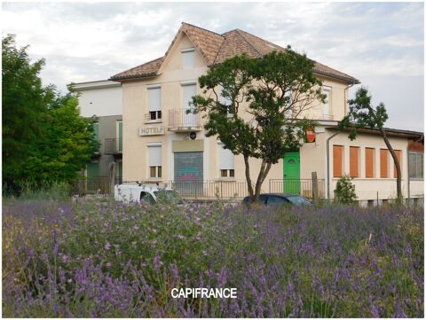 VENTE DE MURS LE CHAFFAUT ST JURSON (04) ANCIEN Bar H&ocirc;tel Restaurant "CHEZ GINETTE" avec GARAGES, DEPENDANCES, COURS INTERIEURE 380000 04510 Le chaffaut saint jurson