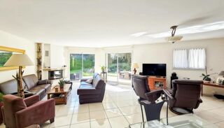  Maison � vendre 8 pi�ces 204 m�