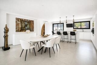  Villa à vendre 6 pièces 187 m²