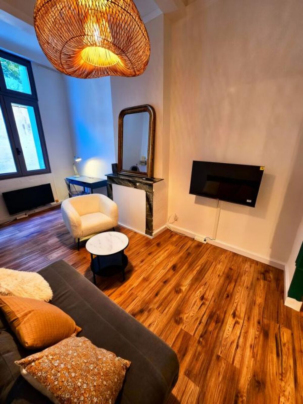Appartement Montpellier 1 pièce(s) 28 m2, rénové dans l'écusson