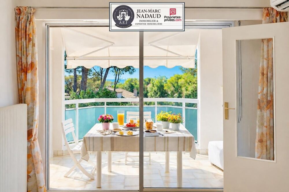 Studio à 600m coeur village, plage à pied, clim, au sein d'une véritable pinède
