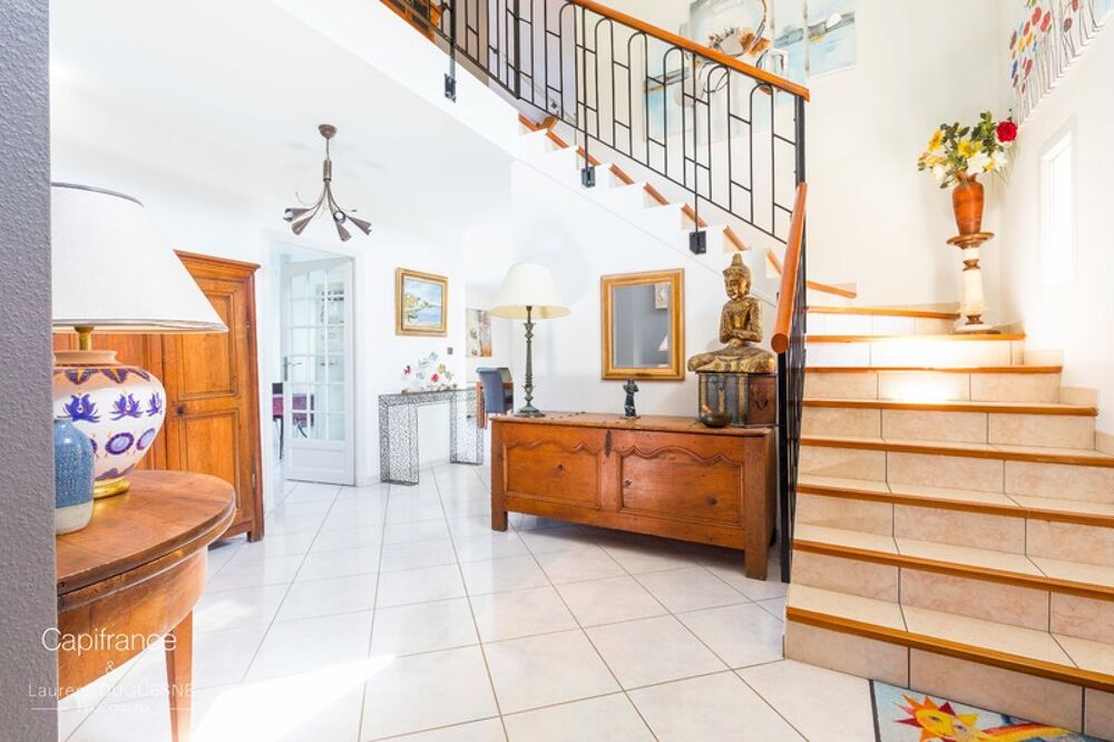 Vente Villa Fontaine les Dijon maison d'architecte de 200 m2 avec grand sous-sol Fontaine les dijon