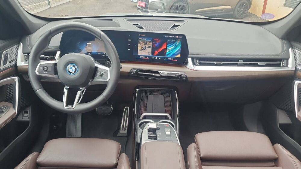 X1 (U11) xDrive 30e 326 Plug-in-Hybrid DKG7 M Sport - Premi&egrave;re 2024 occasion 63000 Clermont Ferrand