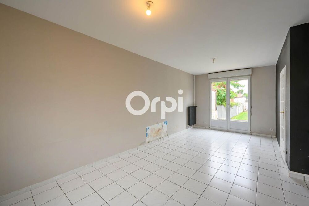Semi individuelle, jardin, garage, 3 chambres