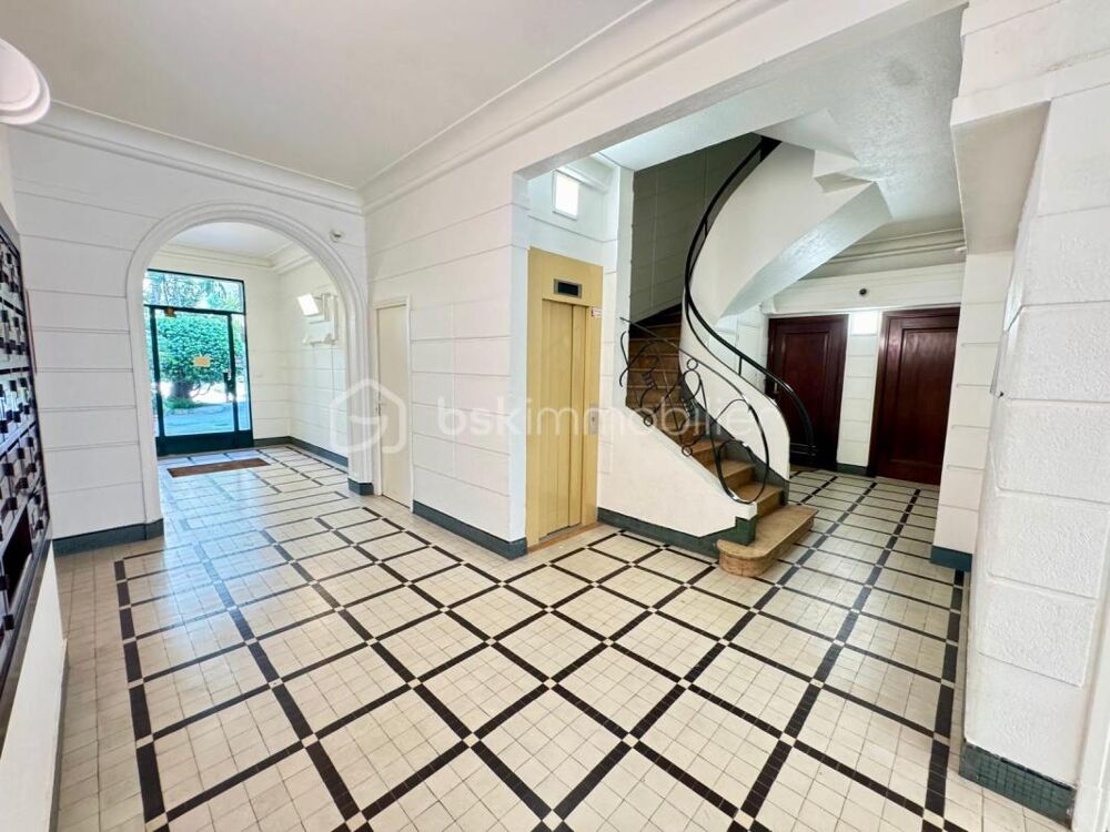 Vente Appartement Promenade des Anglais grand studio au calme sur jardins Nice