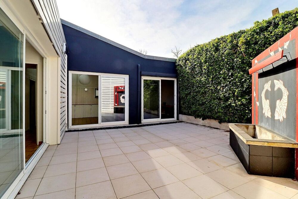 91700 - Plain-pied de 9 pièces - 230 m²
