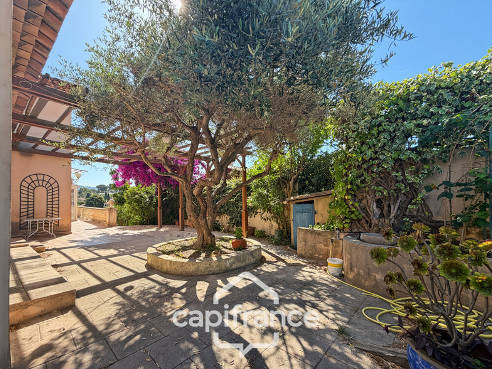 à vendre  Maison Carqueiranne (83320)