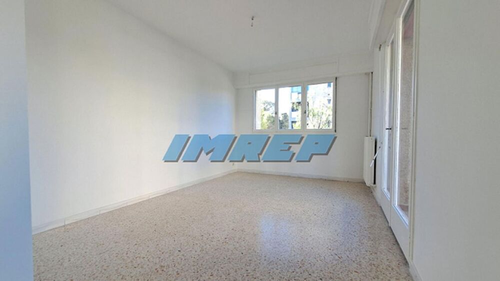 Vente Appartement Grand T3/4 lumineux balcon cave et parking - 13010 MARSEILLE Marseille 10