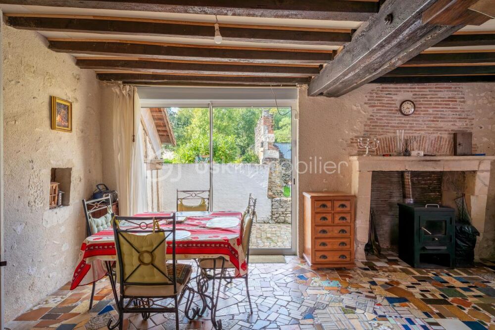Maison ancienne de caractère  128M2 - Quartier des Templiers  Valençay