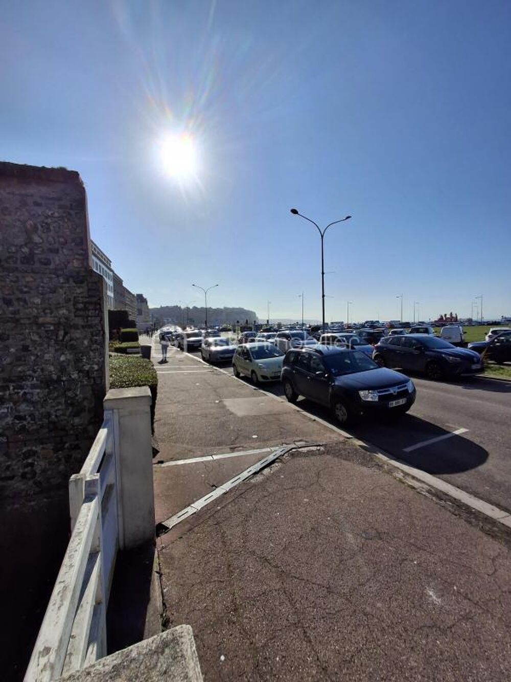 Vente Appartement *** BEL  APPARTEMENT PLAGE DE DIEPPE VUE MER  AVEC JARDIN ET PARKING PRIVATIF*** Dieppe