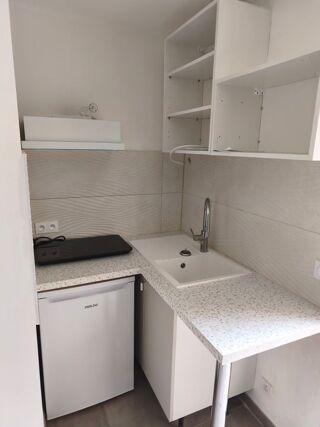 Appartement à louer 2 pièces 35 m²