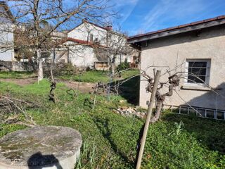  Terrain à vendre 593 m²
