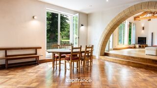  Maison � vendre 8 pi�ces 332 m�