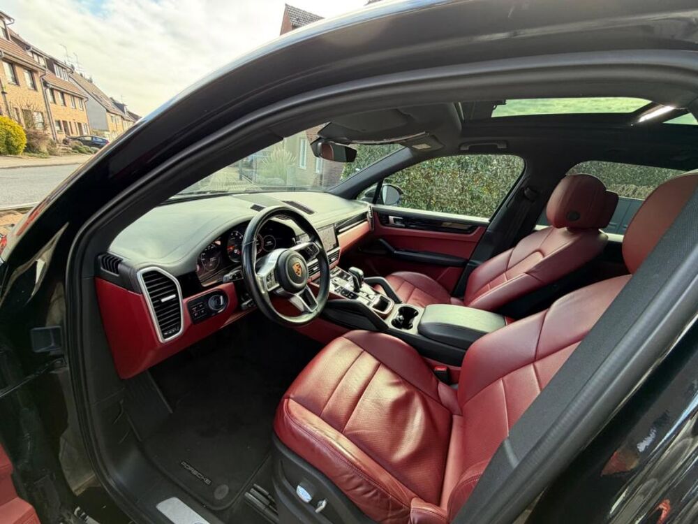 Cayenne Basis – T&Uuml;V Neuf Service Sans Accident 2019 occasion 33000 Bordeaux