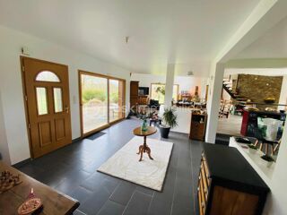  Propriété/château à vendre 6 pièces 220 m²