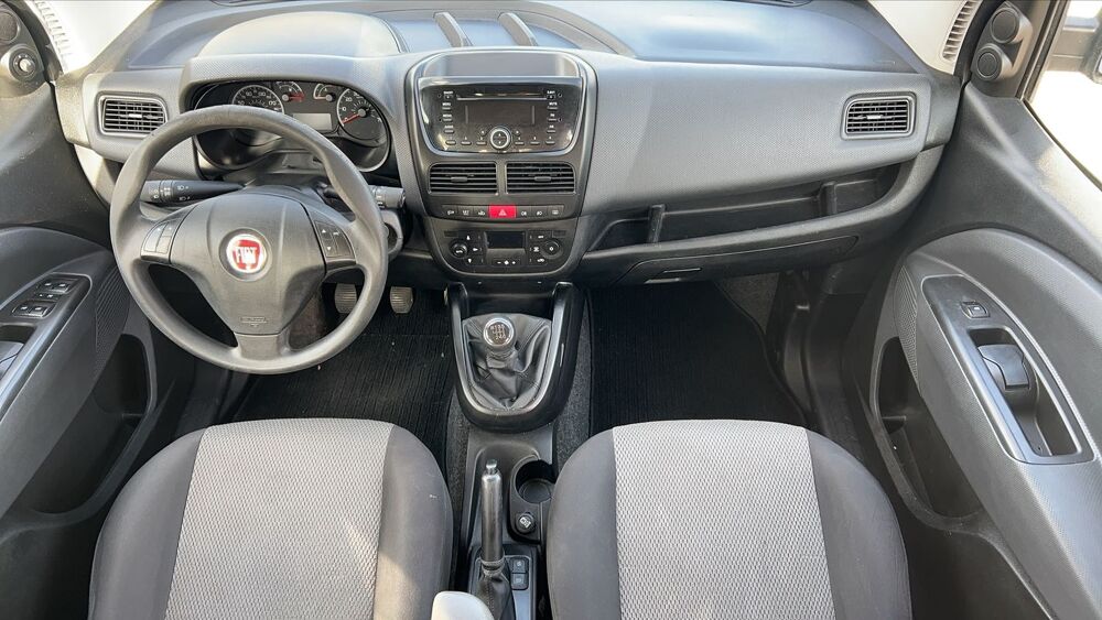 Doblo 1.6 Multijet 90 Emotion 2013 occasion 76240 Belbeuf