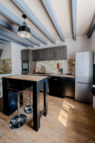  Maison  vendre 10 pices 250 m