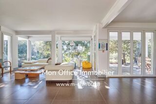  Villa � vendre 6 pi�ces 240 m�