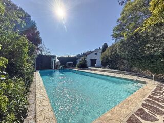  Proprit/chteau  vendre 14 pices 650 m