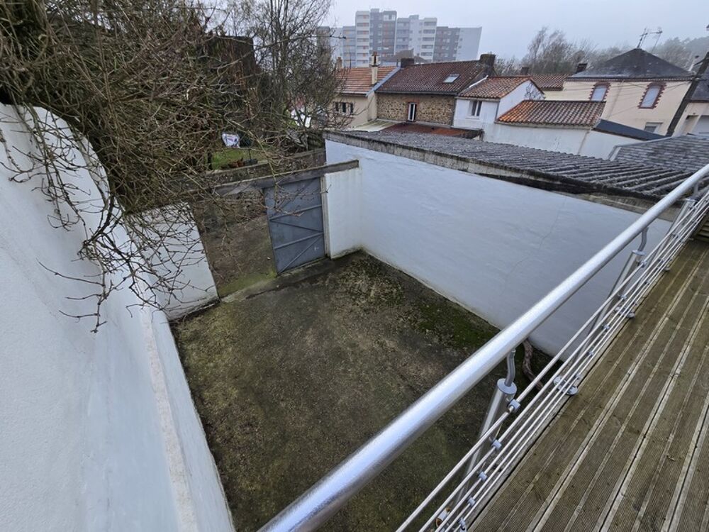Vente Maison Maison à vendre 8 pièces LA ROCHE SUR YON (85) La roche sur yon