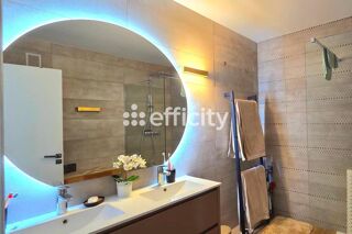  Appartement � vendre 4 pi�ces 121 m�