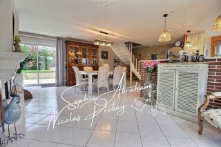  Maison � vendre 9 pi�ces 165 m�