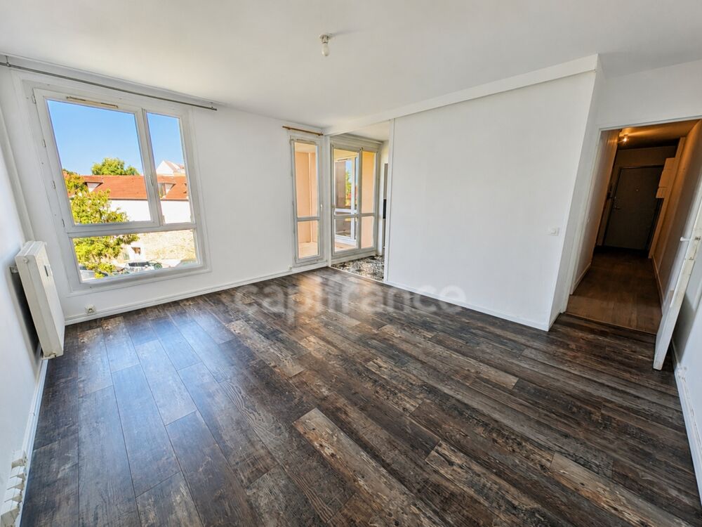 Appartement 3 pièces 66 m² · à Corbeil Essonnes · 66 m² · 135 000 €