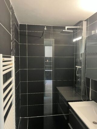  Appartement à louer 3 pièces 50 m²