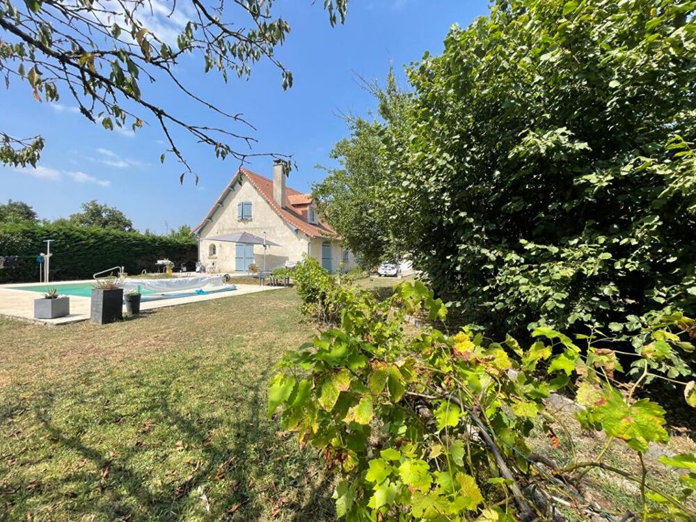 Maison périgourdine 8 pièces143m2