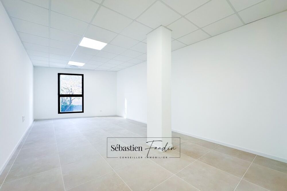   Bureau à louer LA SEYNE SUR MER (83) – 24 M² – FORTE VISIBILITÉ – BUREAUX NEUFS – PMR – STATIONNEMENTS La seyne sur mer