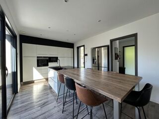  Maison � vendre 7 pi�ces 190 m�