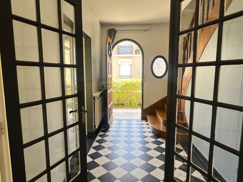 Vente Maison Grande Maison 140 m² – HYPER CENTRE– Jardin, garage, dépendance Chatellerault