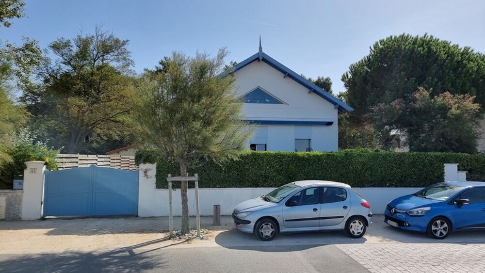 Vente Maison Charente Maritime (17), A Vendre charmante proprit en front de mer, avec 2 maisons total 200m P8, Terrain de 923 m Marennes