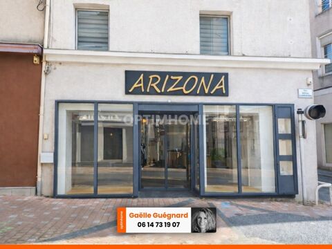 CHOLET – HYPERCENTRE – LOCAL COMMERCIAL 168000 49300 Cholet