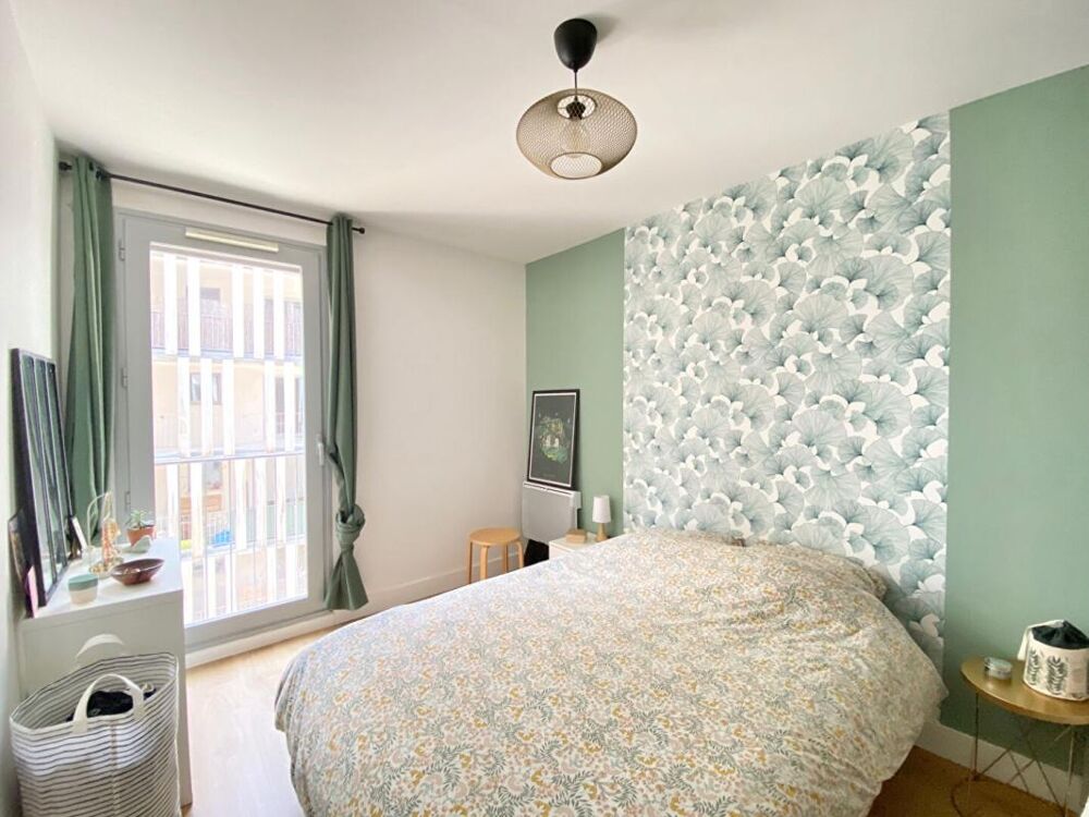 Vente Appartement T3 de standing meublé avec grand balcon, parking et matériaux de qualité ? à deux pas des Quais de Bordeaux Bordeaux